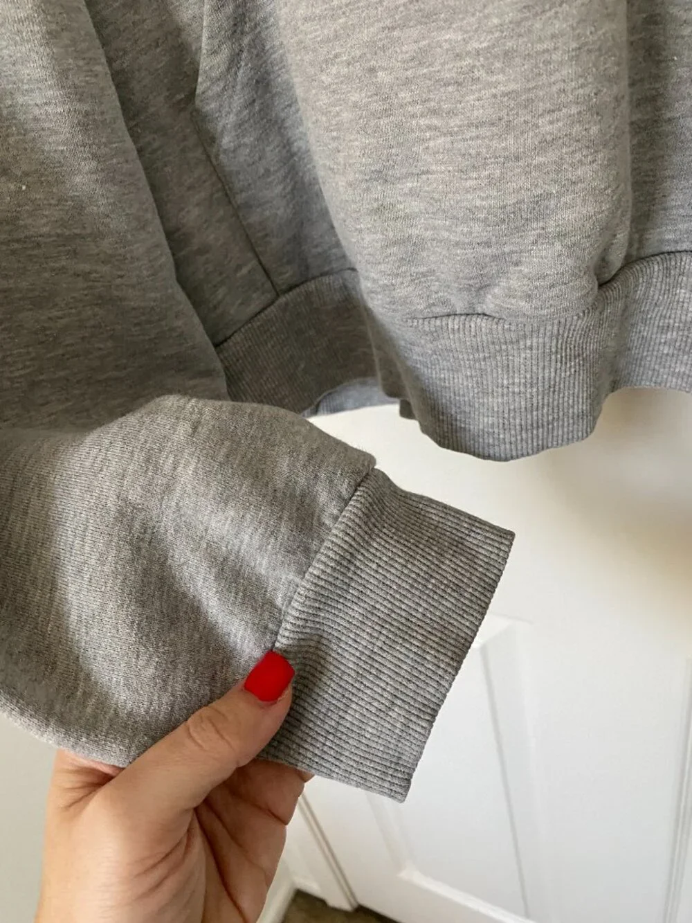 ALO Yoga | Accolade Hoodie in Gray